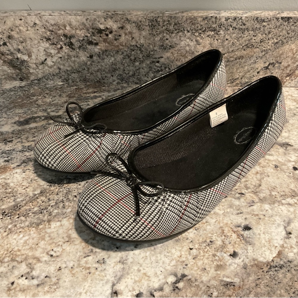 New Attitude Nigrini Houndstooth Ballet Flats SZ 8 LOW PRICE!